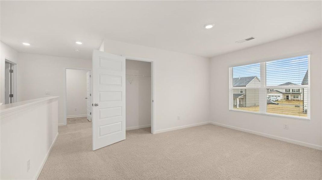 Spacious, unfurnished interior of a new home in Champion's Run, Lithonia (Image 20).