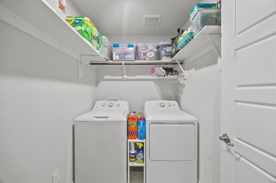 Conveniently located laundry room Conveniently located laundry room