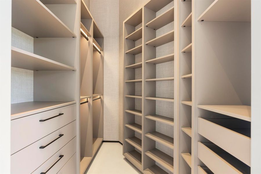 closet 6