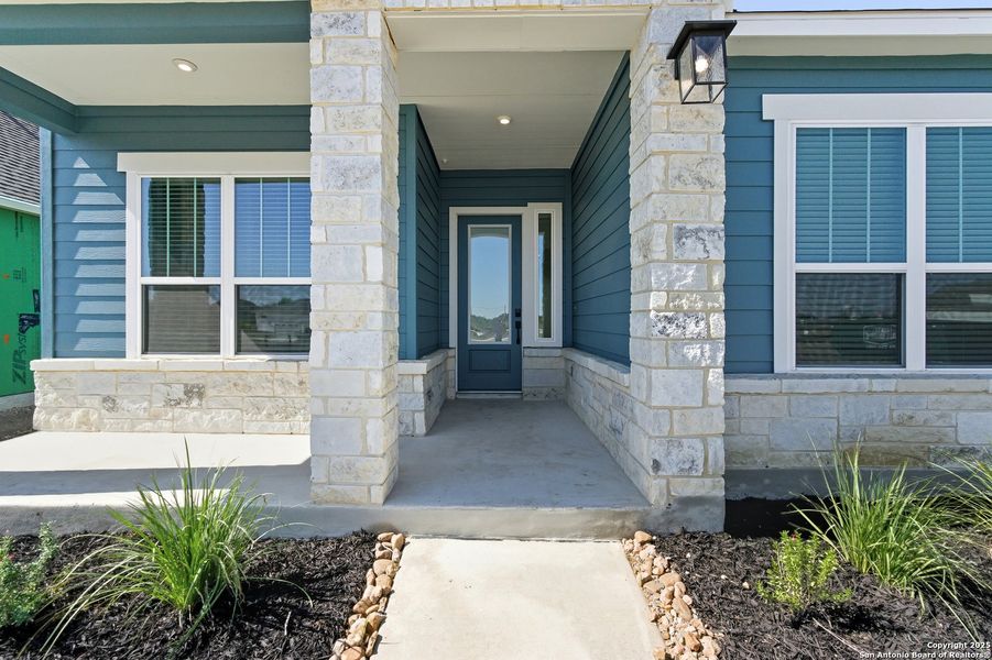 Exterior details and patio area of a home in The Crossvine – Garden Homes, Schertz (Image 19). Exterior details and patio area of a home in The Crossvine – Garden Homes, Schertz (Image 19).