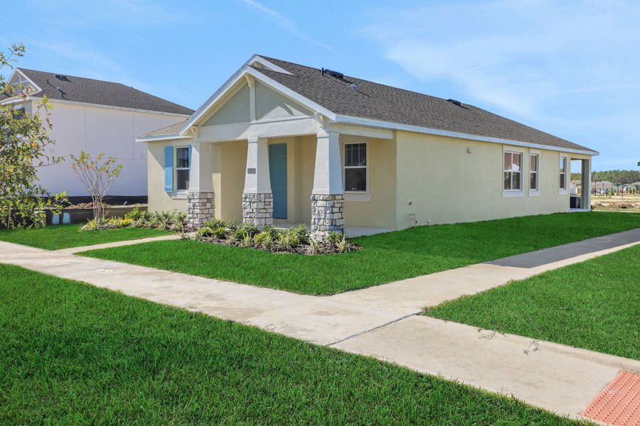 1,767sf New Home in Apopka, FL.  - Slide 3