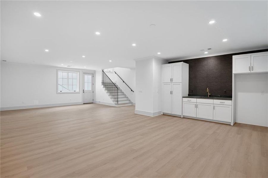 Spacious, unfurnished interior of a new home in , Atlanta (Image 21).