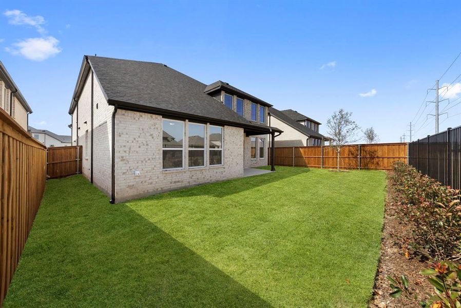 This lovely fenced backyard is the perfect place for the family to enjoy the great out doors!