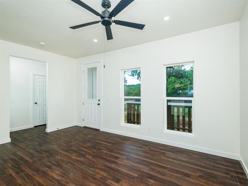 Spacious, unfurnished interior of a new home in , Brownwood (Image 7).