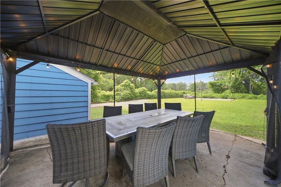 Exterior details and patio area of a home in , Decatur (Image 28).