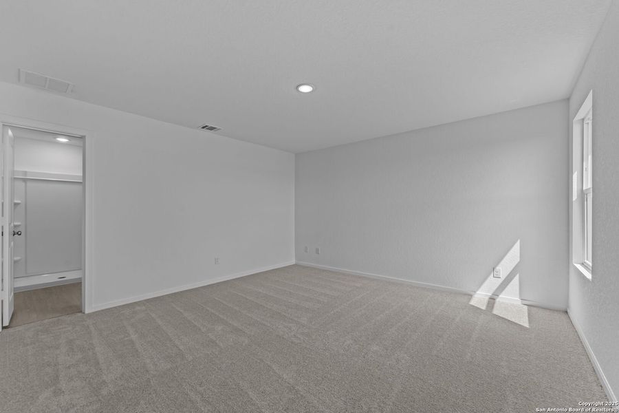 Spacious, unfurnished interior of a new home in , New Braunfels (Image 10). Spacious, unfurnished interior of a new home in , New Braunfels (Image 10).