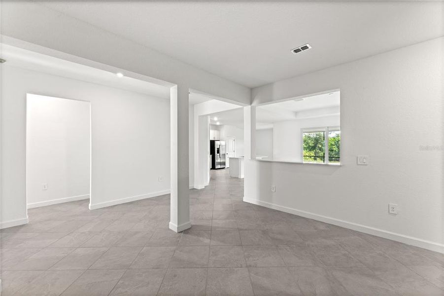 Spacious, unfurnished interior of a new home in Calusa Country Club, Lakewood Ranch (Image 12). Spacious, unfurnished interior of a new home in Calusa Country Club, Lakewood Ranch (Image 12).