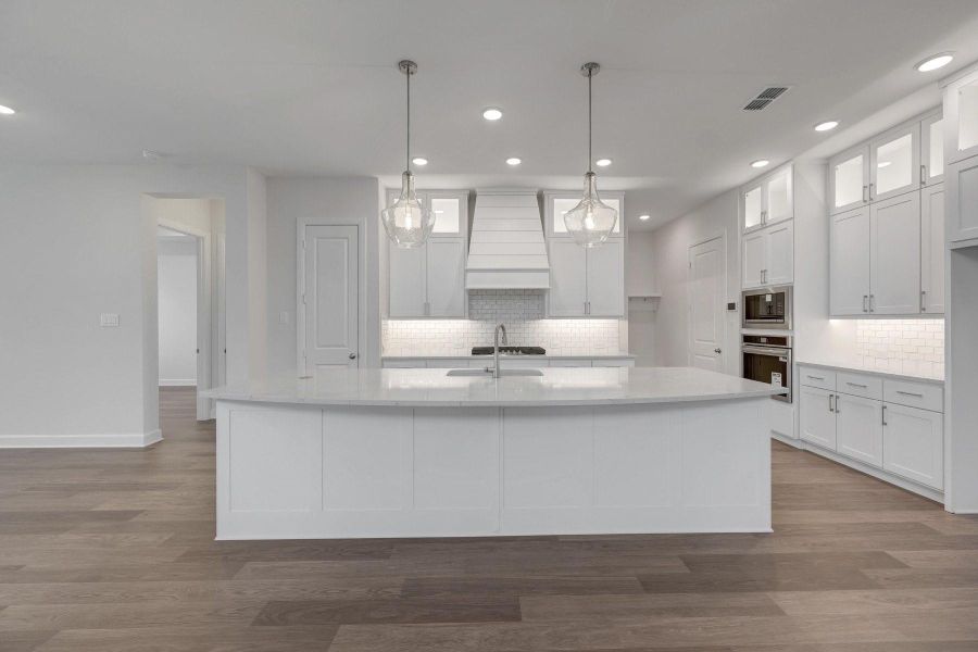 Furnished interior view inside a new home in Riceland - Summit Collection, Mont Belvieu (Image 9).