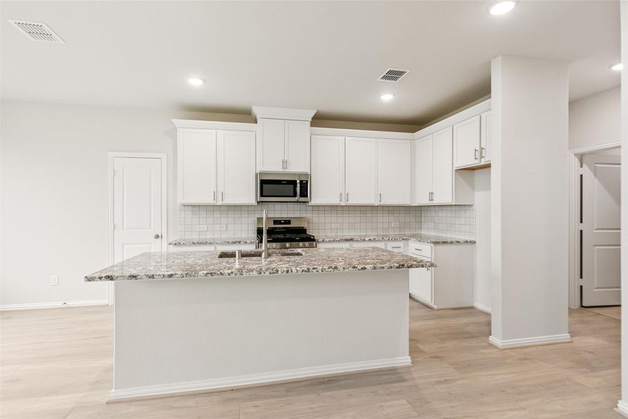 Furnished interior view inside a new home in Westland Ranch, League City (Image 6). Furnished interior view inside a new home in Westland Ranch, League City (Image 6).