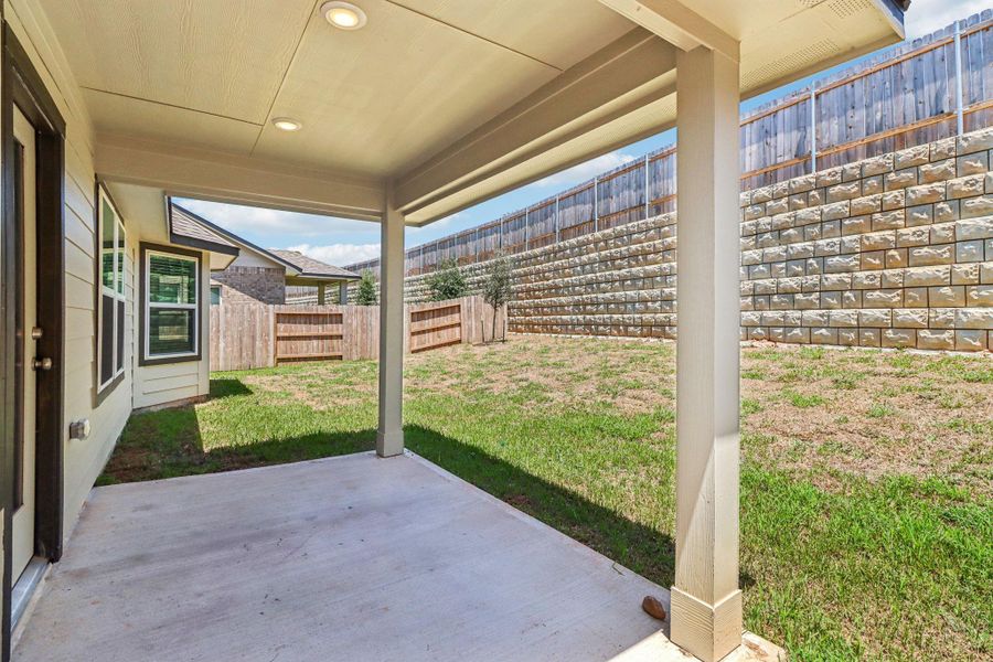 Image 29 of a home in Montgomery Oaks - Estate.