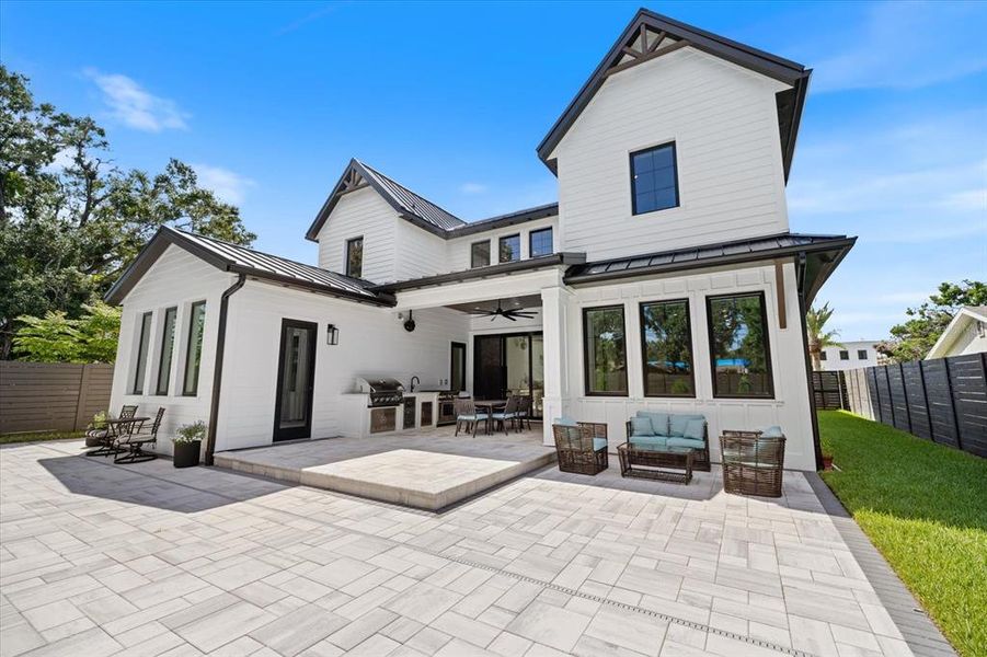 Image 50 of a home in .