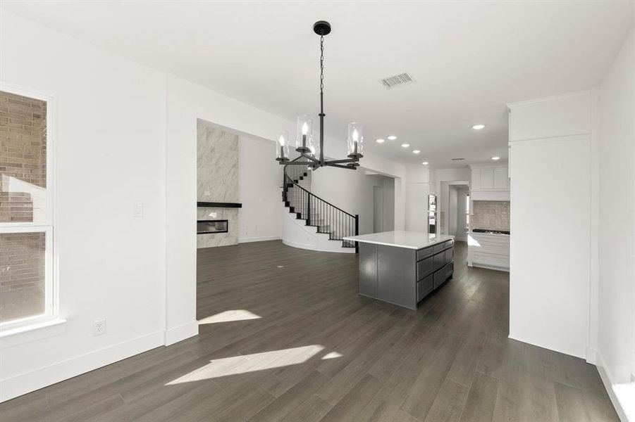 Furnished interior view inside a new home in Edgewood Creek, Celina (Image 15).
