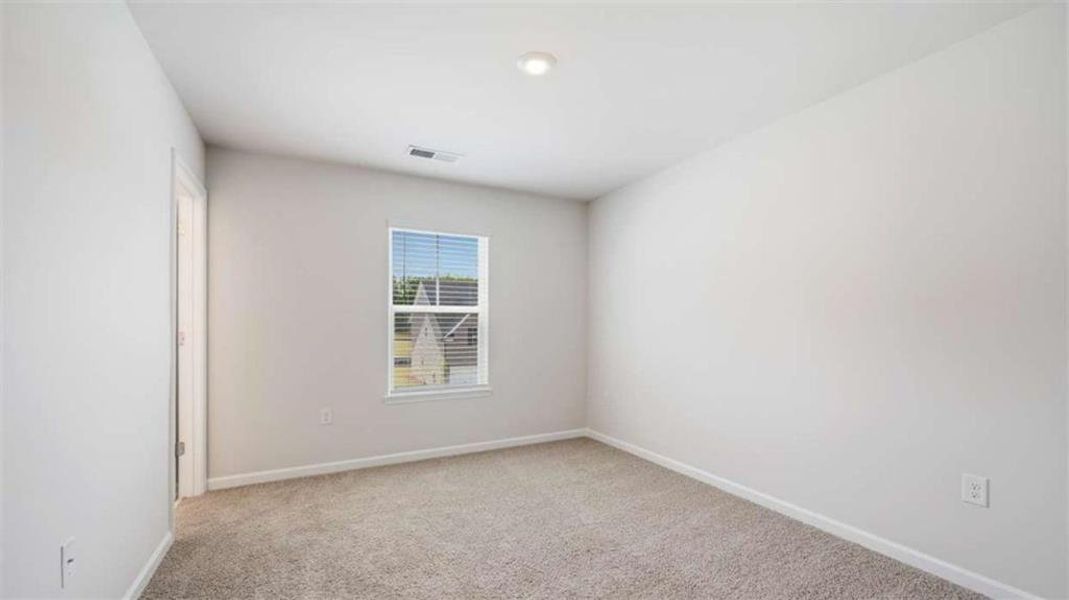 Spacious, unfurnished interior of a new home in Water Oak Estates, Lawrenceville (Image 27).