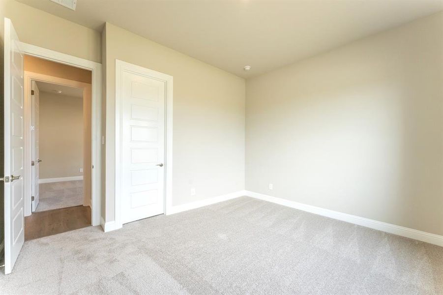 Spacious, unfurnished interior of a new home in Polo Ridge, Mesquite (Image 22). Spacious, unfurnished interior of a new home in Polo Ridge, Mesquite (Image 22).