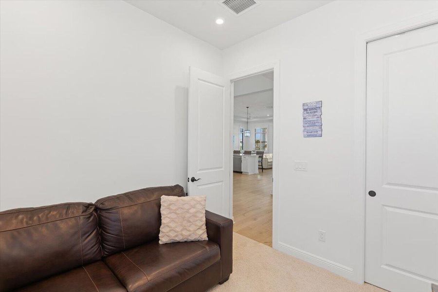 Bedroom 3-Den/office/flex space Bedroom 3-Den/office/flex space