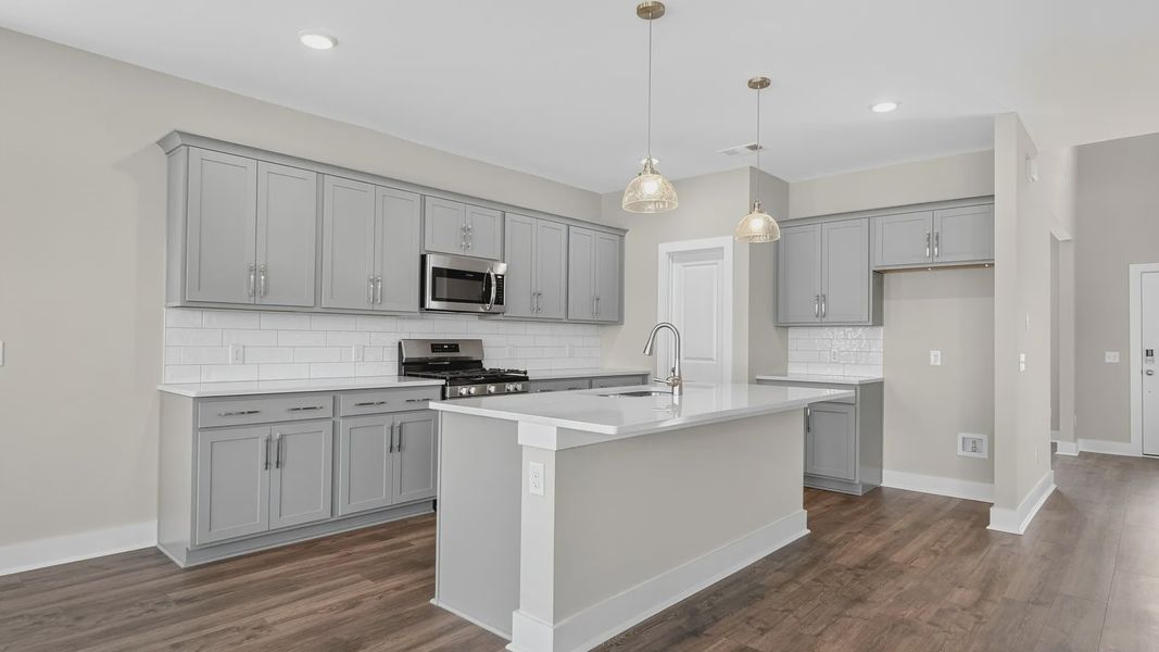 Furnished interior view inside a new home in McClure Farms, Columbia (Image 6).
