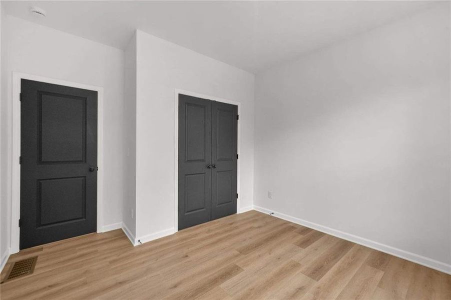 Spacious, unfurnished interior of a new home in , Atlanta (Image 19).