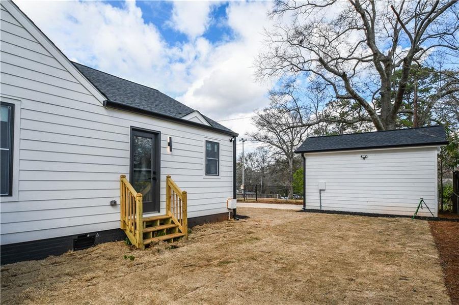 Exterior details and patio area of a home in , Atlanta (Image 7).