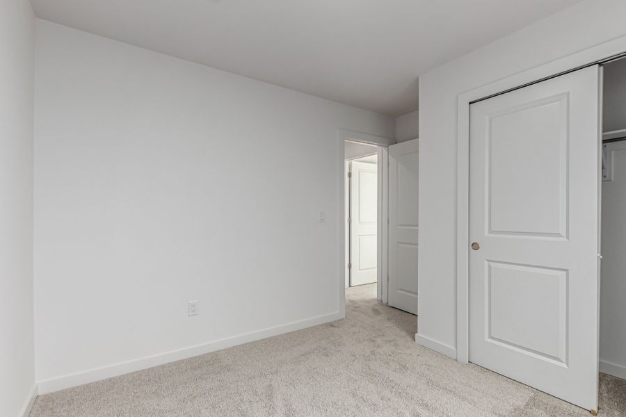 Spacious, unfurnished interior of a new home in Parkside at Victory Ridge, Colorado Springs (Image 24).