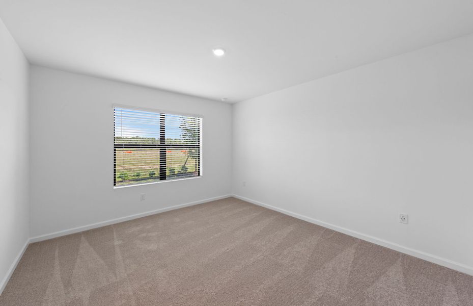 Spacious, unfurnished interior of a new home in Caloosa Cove, Labelle (Image 12).