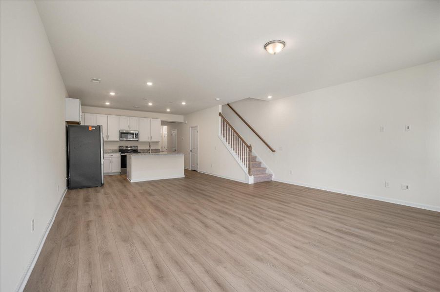 Spacious, unfurnished interior of a new home in The Landings at Montague, Goose Creek (Image 34).