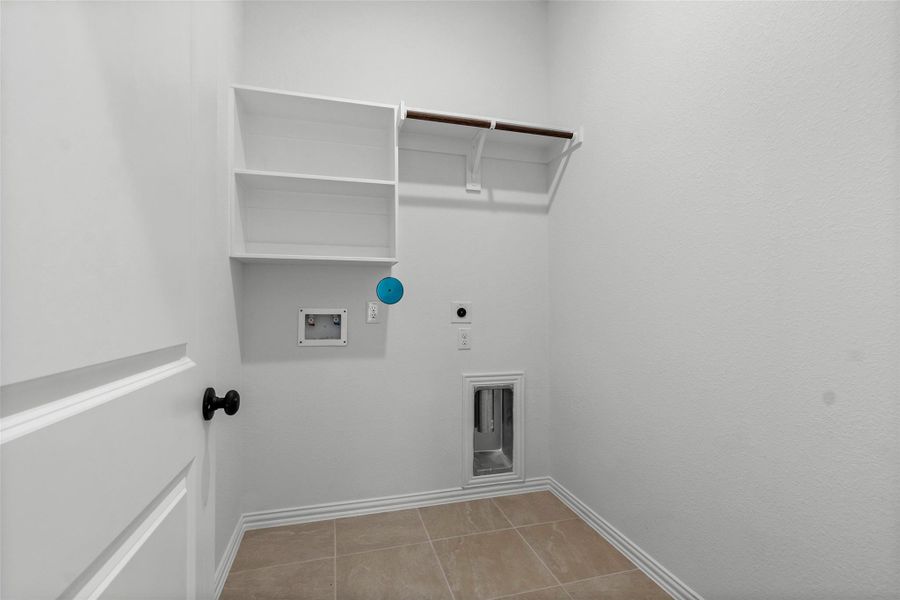 Spacious, unfurnished interior of a new home in Cypress Green, Hockley (Image 22).