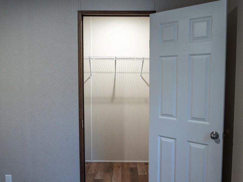 Spacious, unfurnished interior of a new home in , Taylorsville (Image 11).