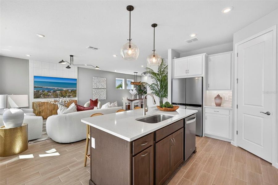 Furnished interior view inside a new home in Pasadena Ridge Master, Dade City (Image 9).