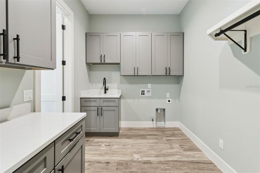 Furnished interior view inside a new home in , Winter Haven (Image 46). Furnished interior view inside a new home in , Winter Haven (Image 46).
