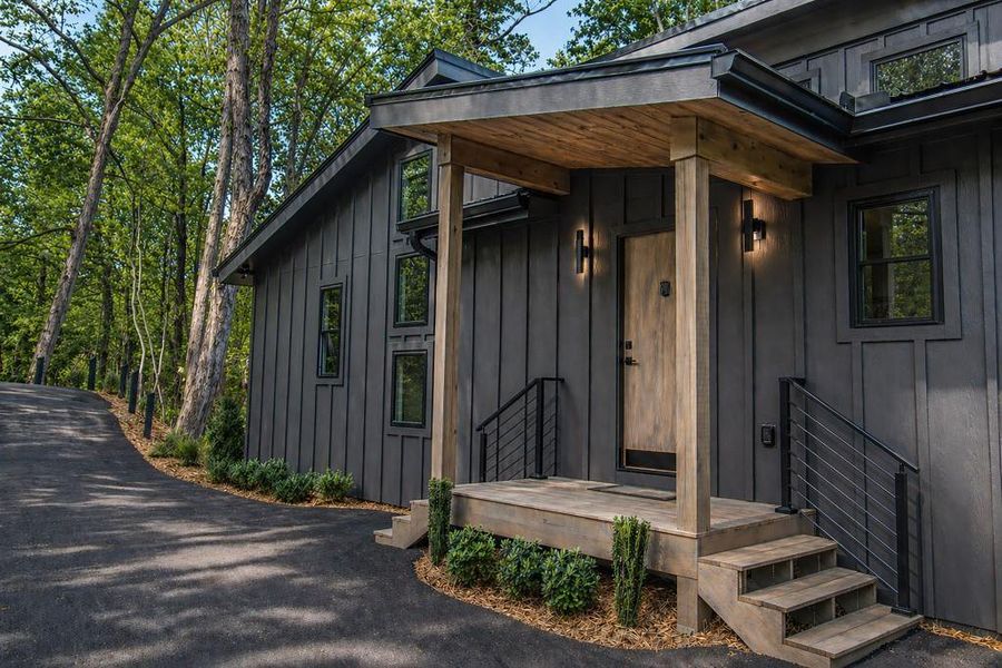 Exterior details and patio area of a home in , Blue Ridge (Image 33).