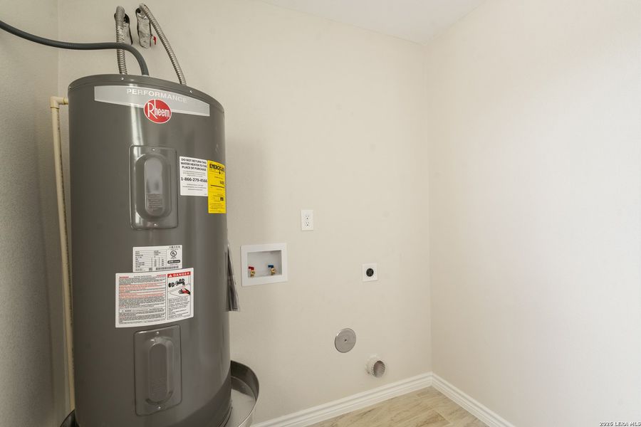 Image 25 of a home in .