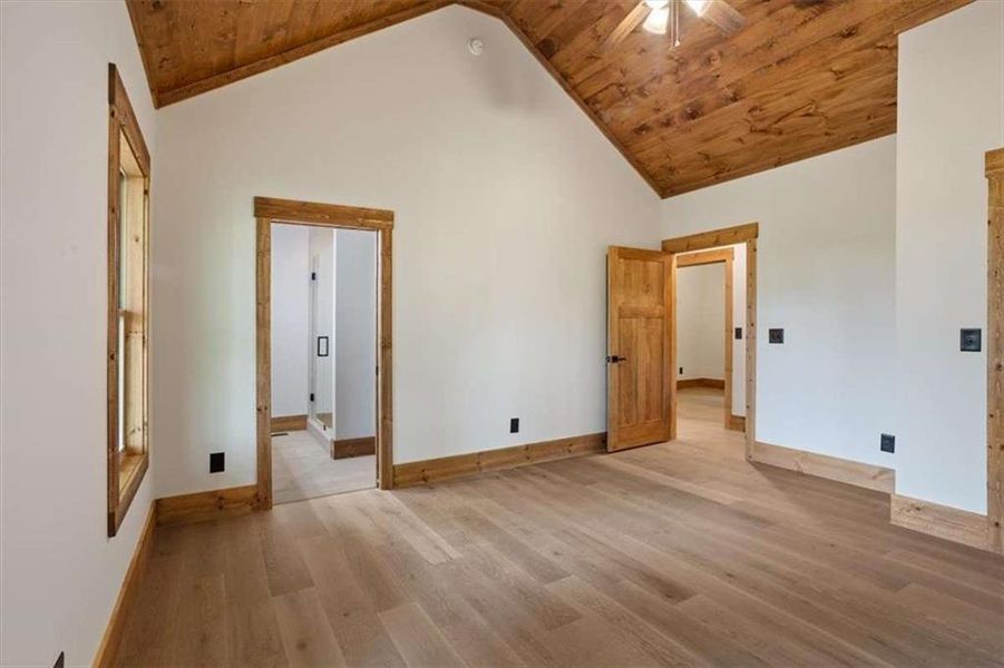 Spacious, unfurnished interior of a new home in , Ellijay (Image 18).