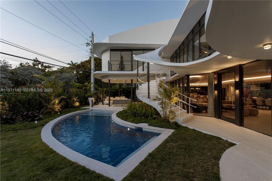 Community amenities in , Miami (Image 15). Community amenities in , Miami (Image 15).