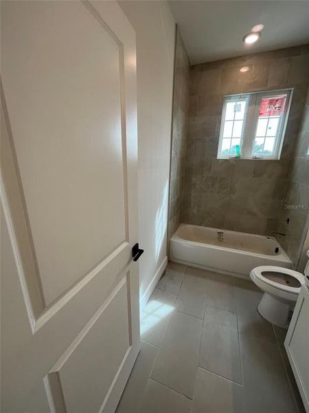 Image 20 of a home in .