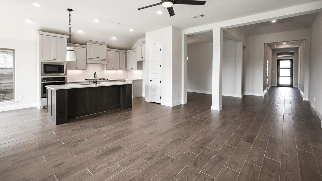 Spacious, unfurnished interior of a new home in Juniper Springs, Lockhart (Image 17).