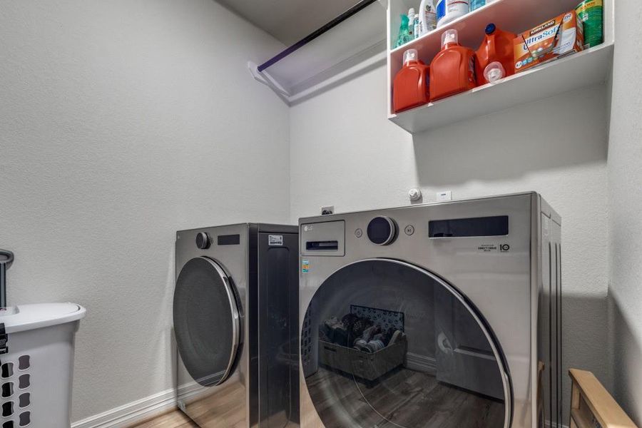 Spacious laundry room