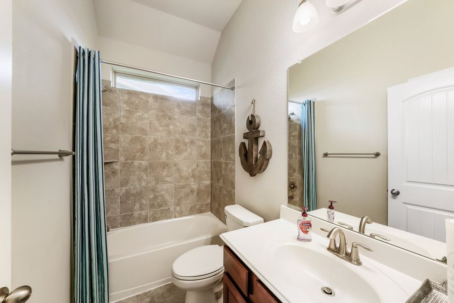 Representative furnished interior of a home built from the Cameron by Beazer Homes in Timber Hollow: Heritage Collection, Magnolia (Image 15). Representative furnished interior of a home built from the Cameron by Beazer Homes in Timber Hollow: Heritage Collection, Magnolia (Image 15).