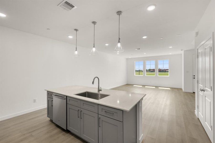 5708 Lakeview- Primary Suite-5 5708 Lakeview- Primary Suite-5