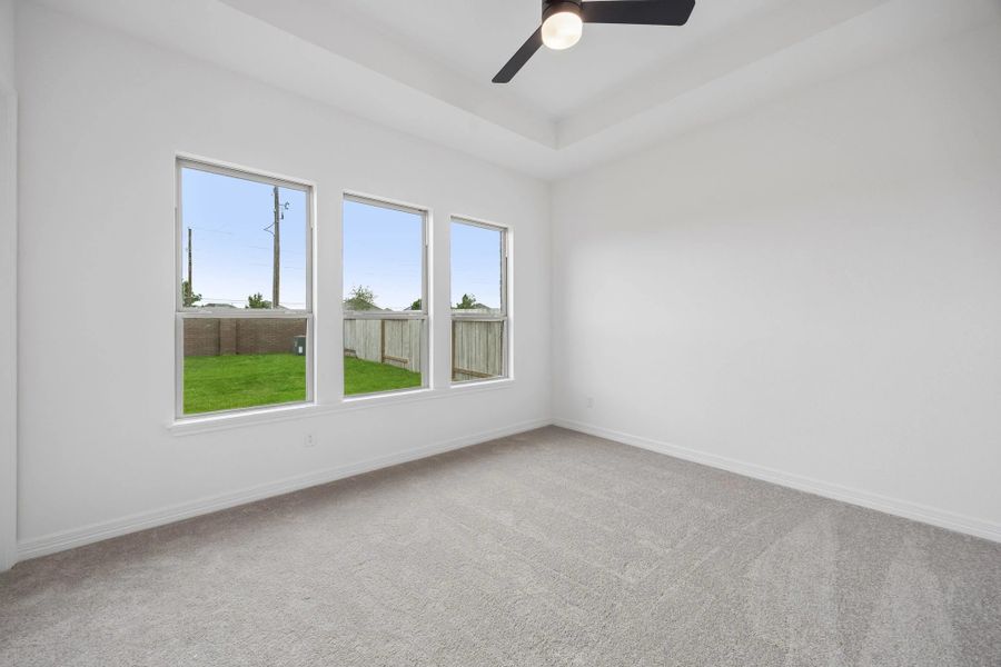 Spacious, unfurnished interior of a new home in Bergamo, Katy (Image 15).