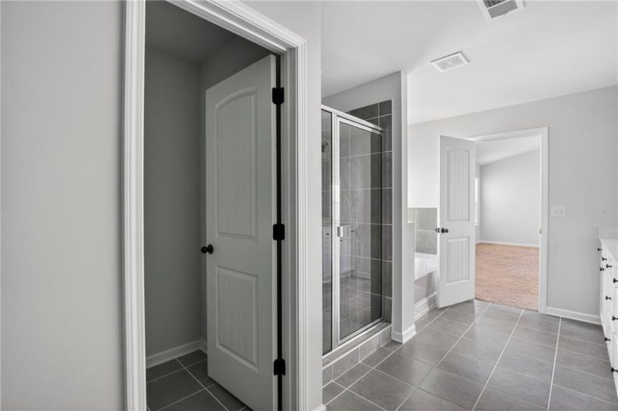 Image 48 of a home in .