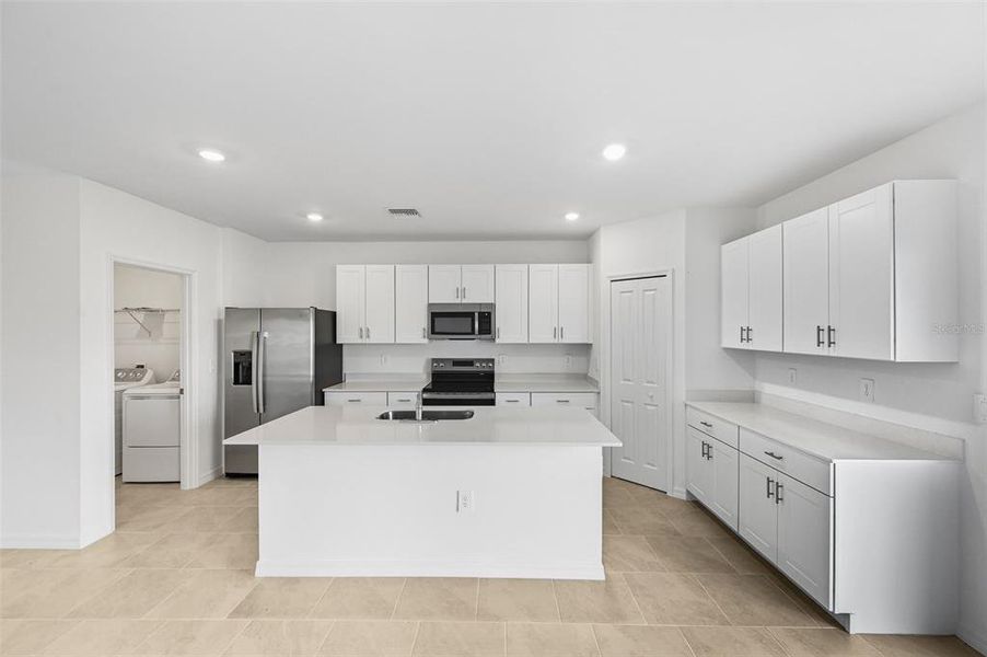 Furnished interior view inside a new home in Lennar at Turnleaf, Punta Gorda (Image 3). Furnished interior view inside a new home in Lennar at Turnleaf, Punta Gorda (Image 3).
