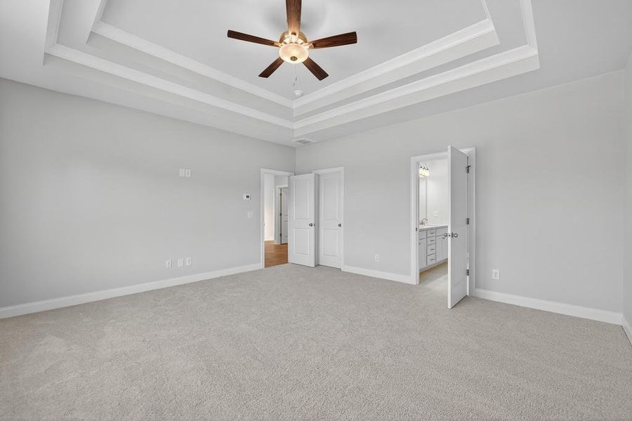 Spacious, unfurnished interior of a new home in Hemingway, Flowery Branch (Image 31).