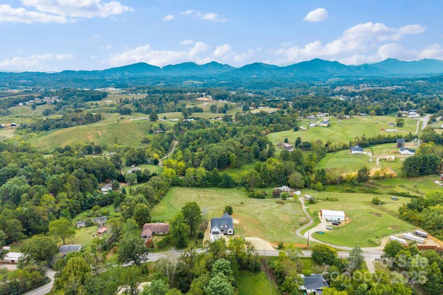 Image 39 of a home in .