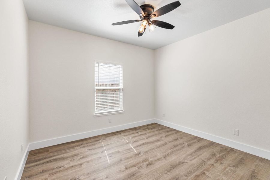 Spacious, unfurnished interior of a new home in , Kerrville (Image 19).