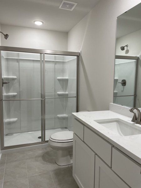 Furnished interior view inside a new home in Aberdeen, Fountain Inn (Image 13).