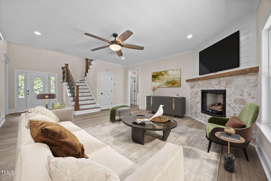 55-web-or-mls-Living Room - Entry Way