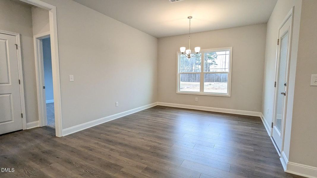 breakfast nook (lot 37)