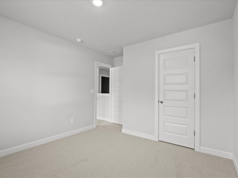 Spacious, unfurnished interior of a new home in Maxwell Commons, Easley (Image 19).