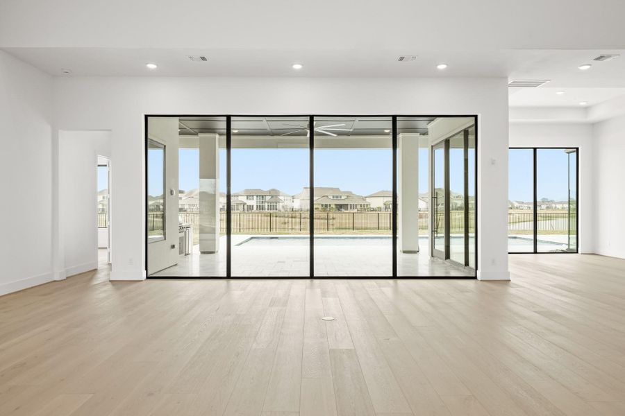 Spacious, unfurnished interior of a new home in Bridgeland, Cypress (Image 29).