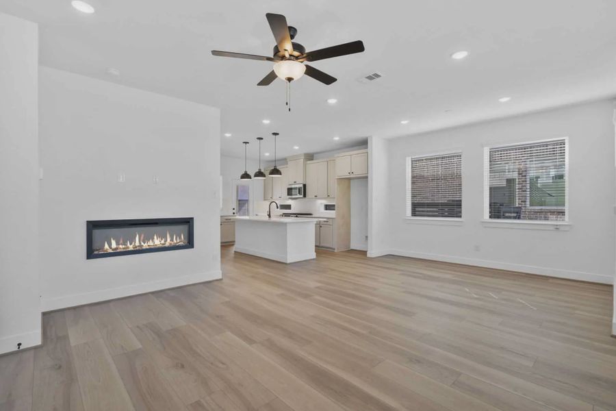 Representative unfurnished interior of a home built from the Riverdale by Chesmar Homes in Bridgeland, Elgin (Image 18).